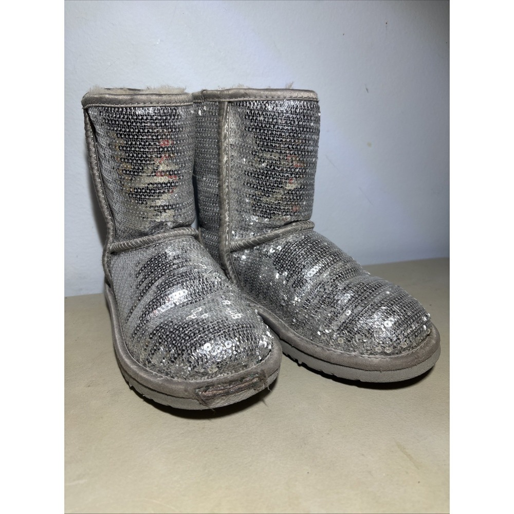 UGG Australia Boots Girls Size 13 Gray Silver Sequin Shearling Lined Snow